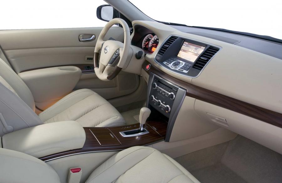  Nissan Teana 4x4 2010 года  (фото 36 из 70)